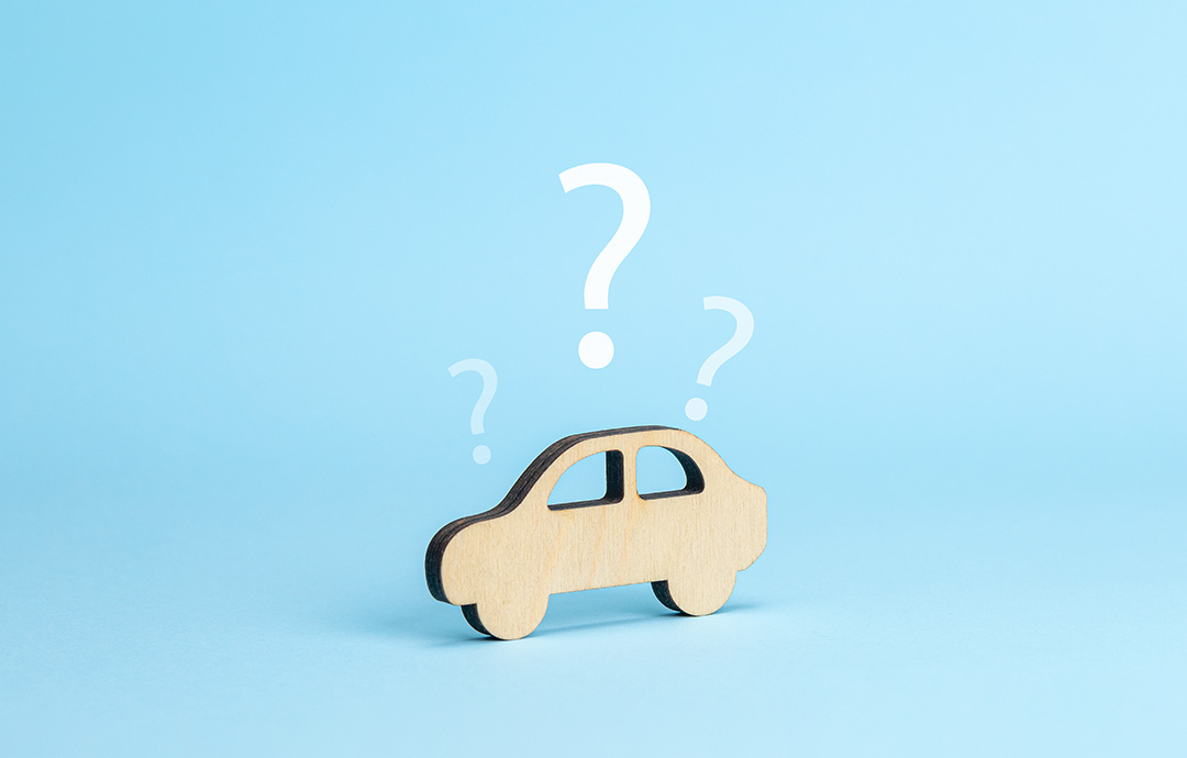 車の模型とはてなマーク